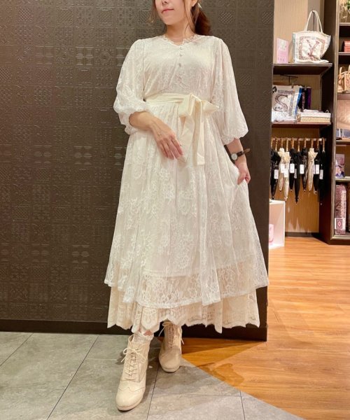 セール アクシーズファム Axes Femme ボリューム袖総レースワンピース Magaseek セール アクシーズファム Axes Femme ボリューム袖総レースワンピース Magaseek