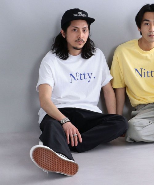 SHIPS MEN(シップス　メン)/THE NITTY GRITTY ARCHIVE CITY: プリント Tシャツ/ホワイト