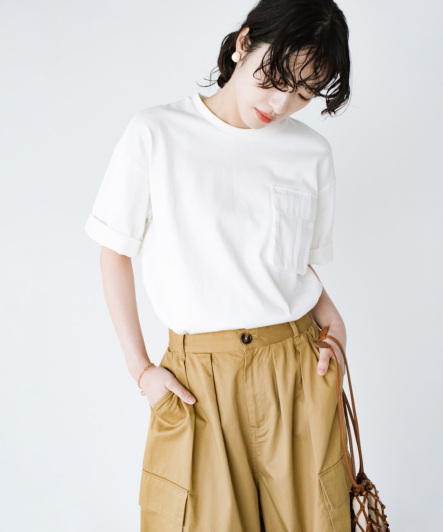 シンプルすぎを回避 ｐｂｐオーガニックコットン 異素材ポケットtシャツ ユニセックス ハコ Haco Magaseek