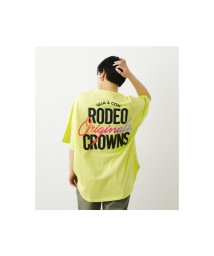 RODEO CROWNS WIDE BOWL(ロデオクラウンズワイドボウル)/FIJI LOGO VネックTシャツ/YEL