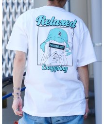 MODISH GAZE(モディッシュ ガゼ)/スモーキングガール Relaxed半袖Tシャツ/ホワイト