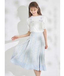 tocco closet(トッコクローゼット)/裾切り替えフラワー刺繍フレアスカート/Sax