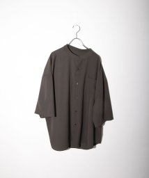Nilway(ニルウェイ)/ニュースタンダードリラックスオーバーサイズ半袖バンドカラーシャツ/チャコールグレー