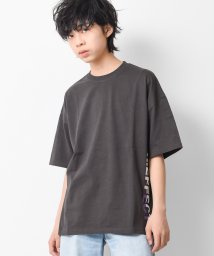 RAT EFFECT(ラット エフェクト)/サイドロゴプリントTシャツ/チャコールグレー