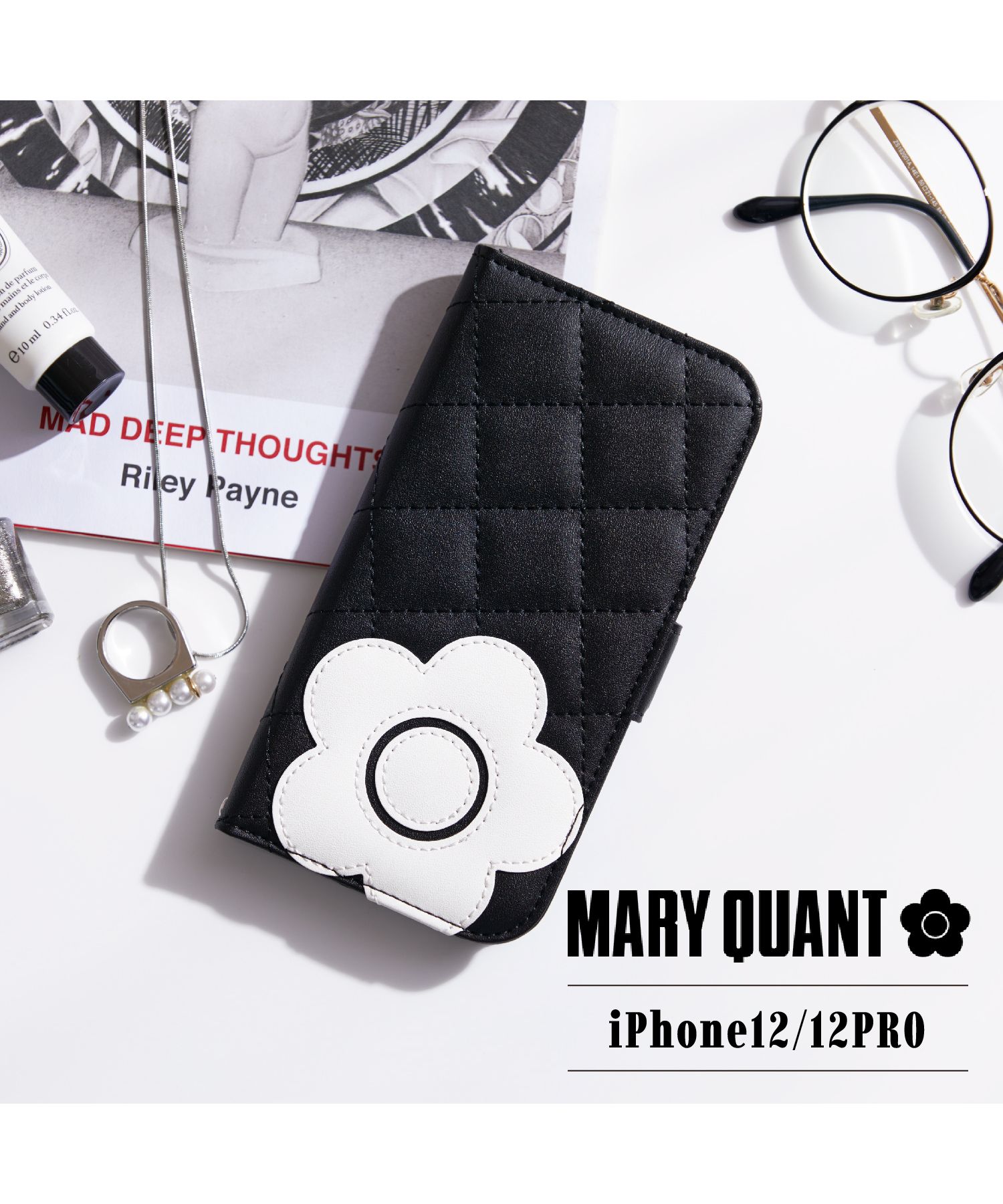 30％OFF 定価8,800円 MARY QUANT