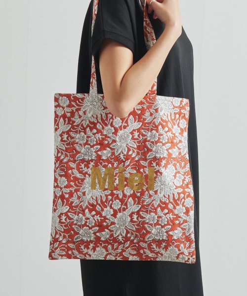 セール ブロック メタリックプリントトート バッグ 花柄 総柄 箔 エスニック フィズ Fizz Magaseek
