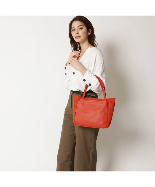 イザック Y Saccs トートバッグ レディース Sサイズ Square Tote Bag ネイビー グレージュ ブラウン Y91 05 01 Y Saccs Y Saccs Magaseek