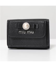 MIUMIU(ミュウミュウ)/【MIUMIU(ミュウミュウ)】三つ折り財布 MADRAS マドラス 5MH021 2F3R レディース レザー パール リボン ミニ財布 豆財布 小銭入れ付き/ブラック