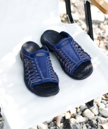 417 EDIFICE(フォーワンセブン　エディフィス)/【KEEN / キーン】 UNEEK SNK SLIDE/ネイビー