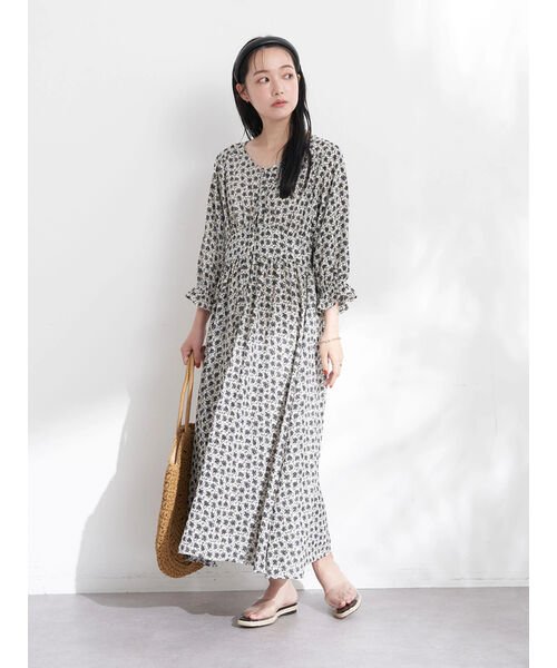 セール アースミュージック エコロジー Earth Music Ecology フラワーvネックハオリワンピース Magaseek