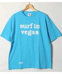 Q(キュー)/【QUE　/ キュー】　USAコットン　surfin vegas ロゴ　SURF/サーフTEE　/ターコイズブルー