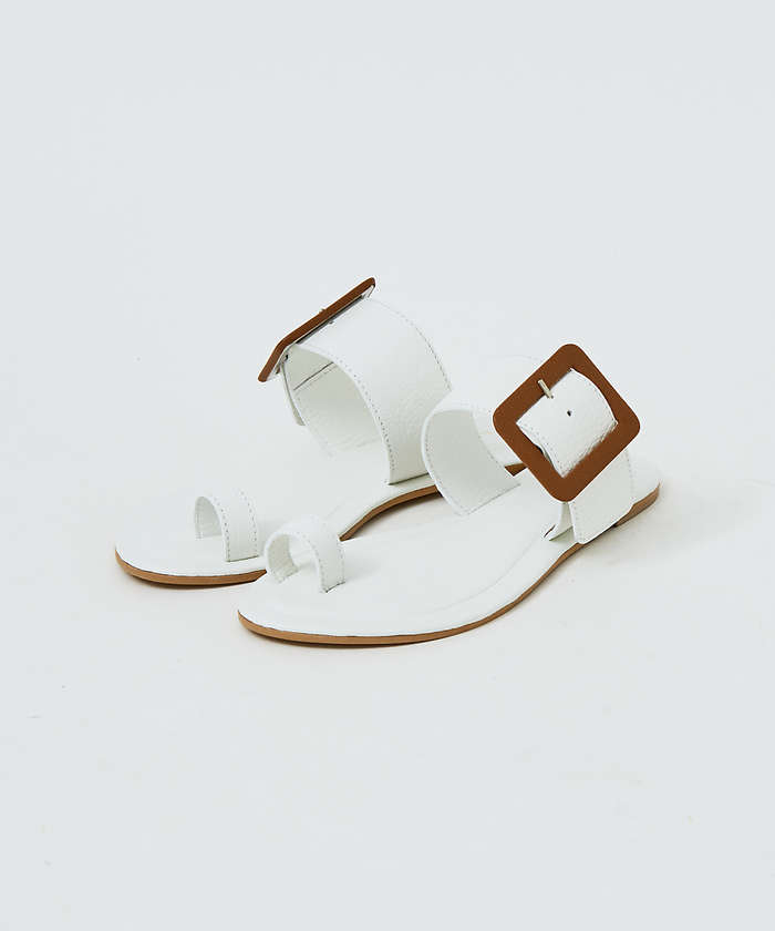 AuBANNISTER 【販売店舗限定】サムホルダーフラットサンダル ホワイト L