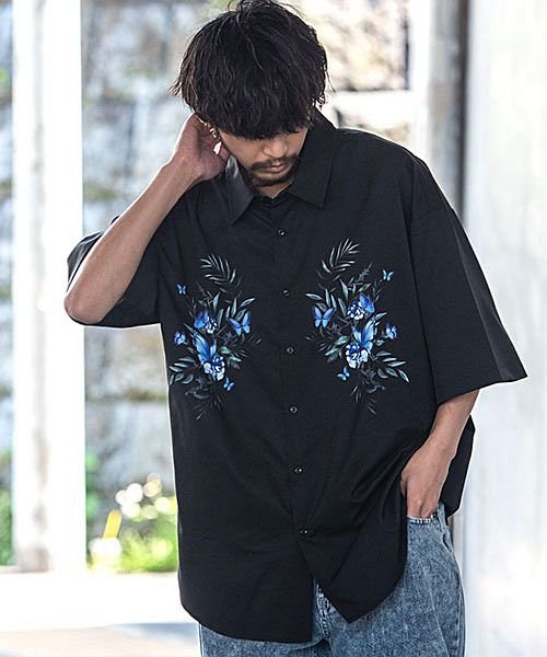 Ciao 花柄パネルプリント半袖シャツ メンズ ブランド 半袖 花柄 フラワー 蝶 トップス ローズ プリント トップス 大きいサイズ ブラック ホワイト 黒 エスビーセレクト Sb Select Magaseek