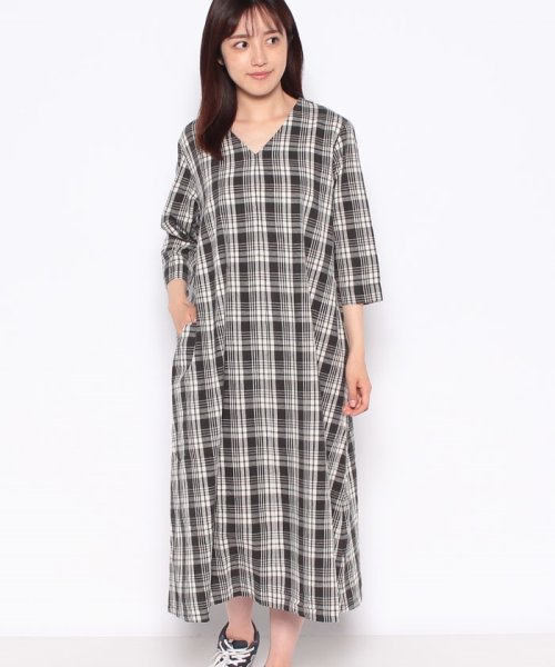 セール 綿100 落ち着いた印象のチェックが 大人のシンプルワンピース メルローズ クレール Melrose Claire Magaseek