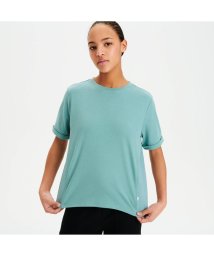 AIGLE(エーグル)/吸水速乾 デザイン半袖Tシャツ/グリーン