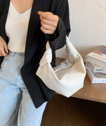 shopnikoniko(ショップにこにこ)/ノットワンハンドルバッグ【即納】 鞄 バッグ ワンハンドル ハンドバッグ ギャザー ホーボーバッグ 三日月型 PU レザー フェイクレザー レディース 韓国 プ/ホワイト