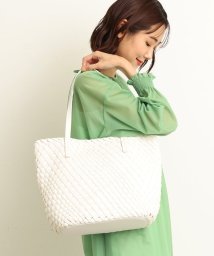 MK MICHEL KLEIN BAG(エムケーミッシェルクランバッグ)/フェイクレザーメッシュバッグ/アイボリー