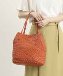 MK MICHEL KLEIN BAG(エムケーミッシェルクランバッグ)/フェイクレザーメッシュバッグ/オレンジ