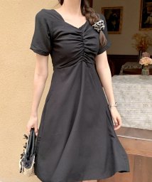 セール 夏服 Vネックワンピース 半袖 韓国 ウエスト紐あり 膝下ワンピース Aラインワンピース 半袖 韓国ファッション おしゃれ 清楚 お出かけ ショッピングゴー Shoppinggo Magaseek