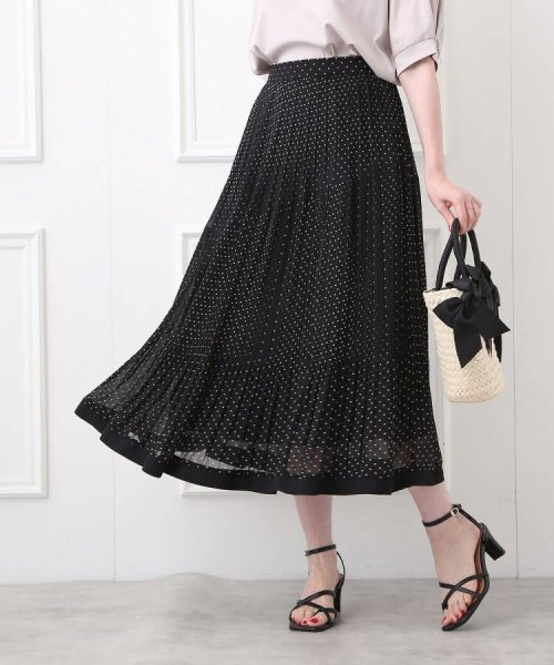 セール 王道大人フェミニンのキーアイテム ドット柄ティアードプリーツスカート クチュールブローチ Couture Brooch Magaseek