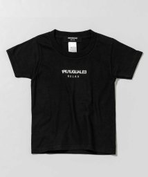 1PIU1UGUALE3 RELAX/1PIU1UGUALE3 RELAX(ウノピゥウノウグァーレトレ)Kids & Junior フロントロゴプリントTシャツ/504775488