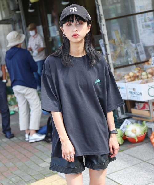 ZIP FIVE(ジップファイブ)/韓国ヴィンテージ風 ユニセックス バックロゴ半袖Tシャツ/ブラック