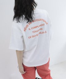 fredy couleur(フレディ クルール)/バックプリント 裾ラウンドTシャツ/オフホワイト