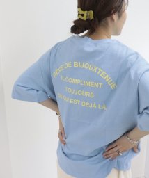 fredy couleur(フレディ クルール)/バックプリント 裾ラウンドTシャツ/サックスブルー