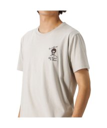 MAC HOUSE(men)(マックハウス（メンズ）)/T－GRAPHICS ティーグラフィックス ワンポイント刺繍半袖Tシャツ EJ223－MC306/グレージュ