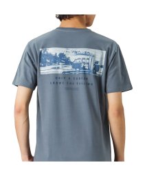 MAC HOUSE(men)(マックハウス（メンズ）)/T－GRAPHICS ティーグラフィックス フォトプリント半袖Tシャツ EJ223－MC309/ブルー