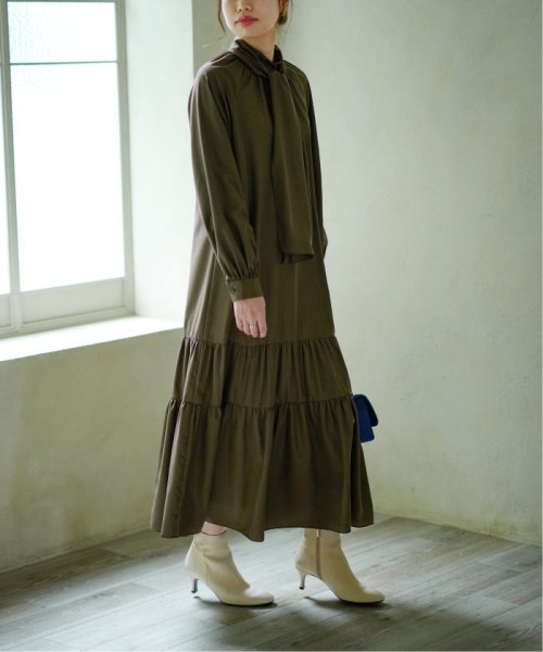 ラ トータリテ La Totalite ボウタイ2wayティアードワンピース Magaseek