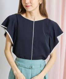 tocco closet(トッコクローゼット)/配色ライン入りラッフルスリーブブラウス/NAVY