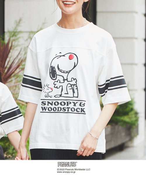 coen(coen)/【ウィメンズ】クリニクラウン SNOOPY(スヌーピー)フットボールTシャツ/WHITE