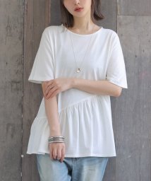 osharewalker(オシャレウォーカー)/『アシメ切替ギャザーフレアTシャツ』/オフホワイト