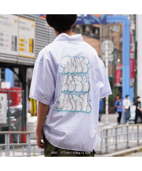 セール オーバーサイズ シャツ メンズ 半袖シャツ レディース ビッグシルエット トップス 半袖 バックプリント ストライプ ストライプシャツ 5分袖 サックス ブラッ ワンフォークロージング 1111clothing Magaseek