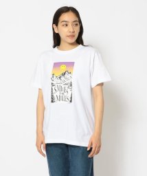 MANASTASH(マナスタッシュ)/MANASTASH/マナスタッシュ W's MOON SMILE TEE ウィメンズ　ムーンスマイルＴシャツ/ホワイト