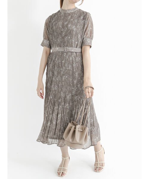 セール ラインフラワーシフォンプリーツワンピース テチチ Te Chichi Magaseek