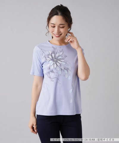 花びらモチーフプリントTシャツ【Leilian WHITE LABEL】