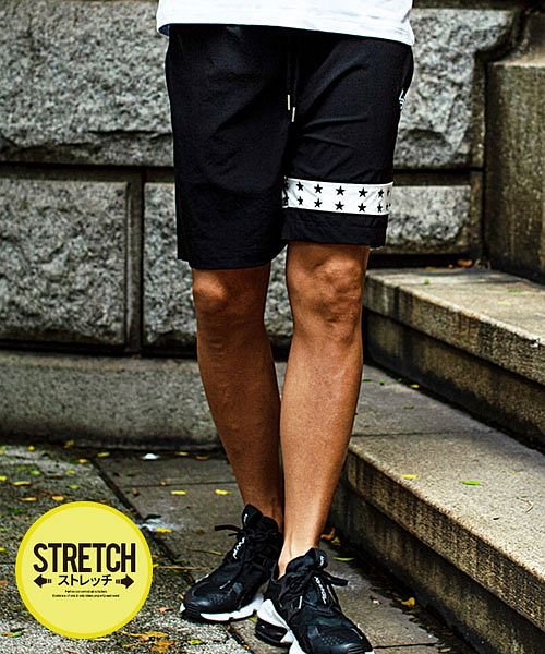 C V R A スターラインストレッチアクティブショーツ メンズ ショートパンツ ショーツ 膝上 ストレッチ ブランド プリント 細身 ブラック 黒 ブランド キャバリア Cavaria Magaseek