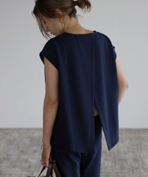 Bonjour Sagan(ボンジュールサガン)/バックスリットカットT/NAVY