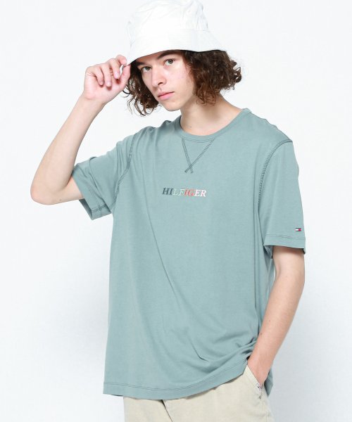 TOMMY HILFIGER(トミーヒルフィガー)/コントラストステッチロゴTシャツ/ブルー