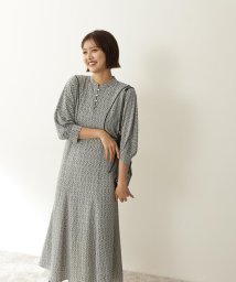 N Natural Beauty Basic(エヌナチュラルビューティベーシック)/キカプリントパイピングワンピース/オフベース1