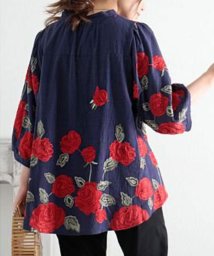 Sawa a la mode(サワアラモード)/薔薇刺繍のコットンシャツブラウス/ネイビー