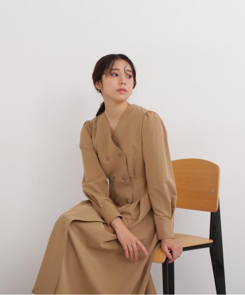 トレンチディテールワンピース ナチュラルビューティーベーシック Natural Beauty Basic Magaseek