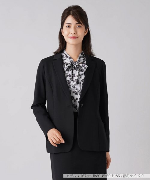 テーラードジャケット 