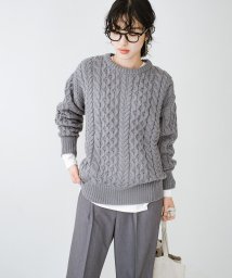 セール 服も気持ちもちょうどいいゆるさが大切 さっと着るだけでバランスが整う大人のケーブルニット By Que Made Me ハコ Haco Magaseek
