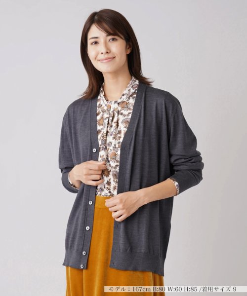 Vネックカ－ディガン【GEMMA】 