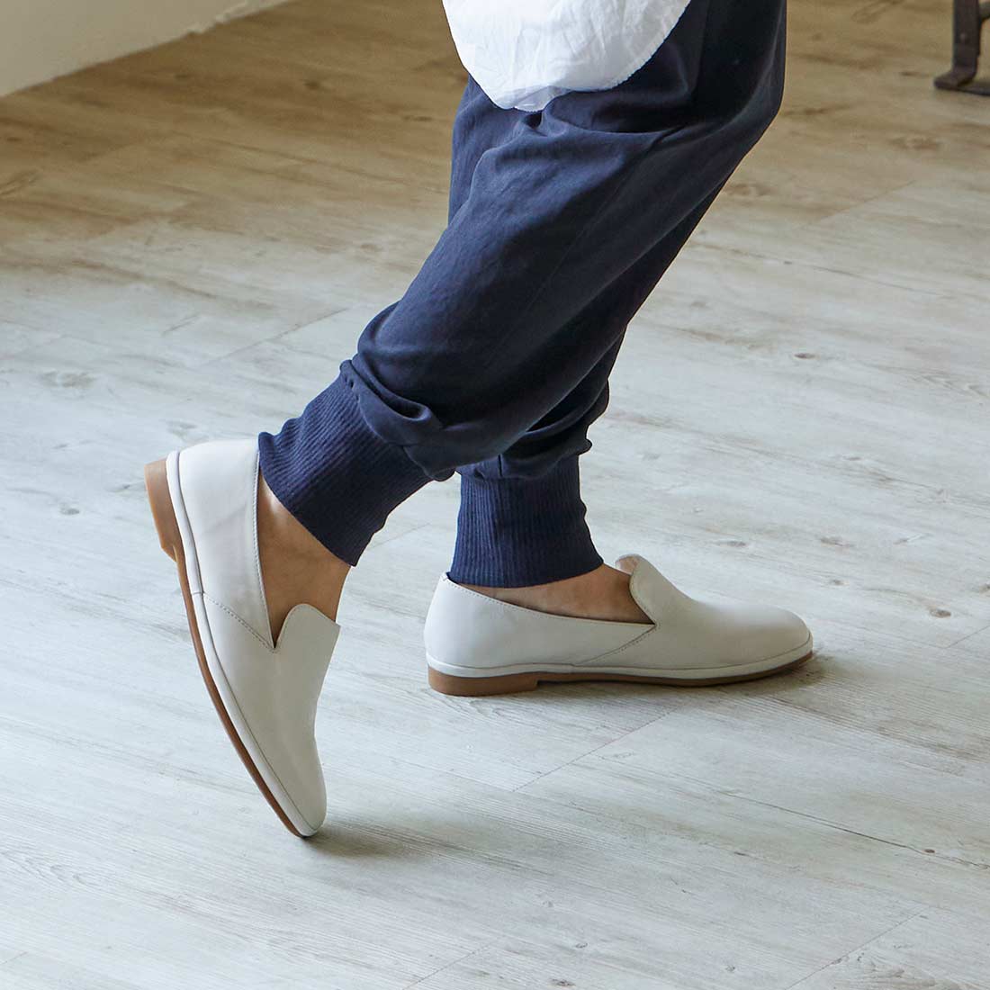 信用 新品18150円 ing イング オペラシューズ レザースリッポン 黒