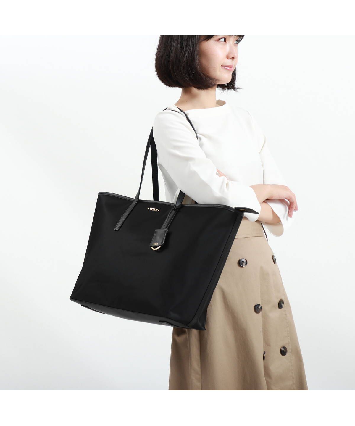 【TUMI 】トートVOYAGEUR small everyday tote