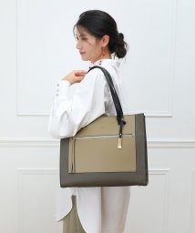 UNGRID bag(アングリッド　バッグ)/配色スクエア　ラージトートバッグ/KHA